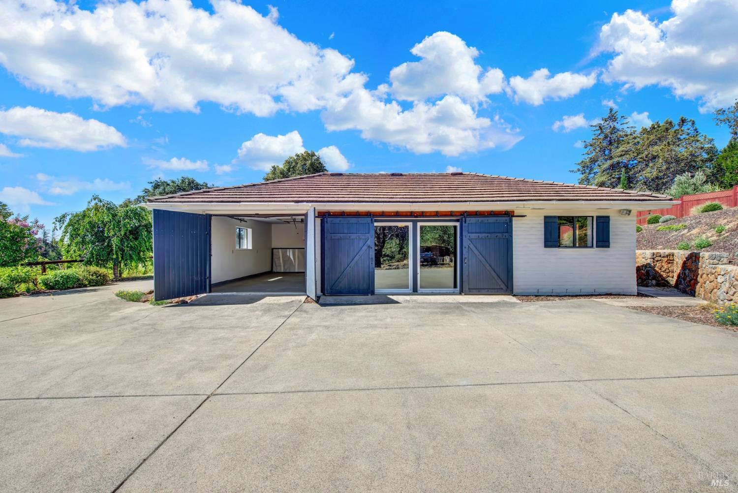 875 White Cottage Road N Angwin CA 94508