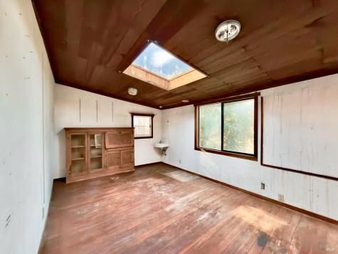2001 Redwood Drive Healdsburg CA 95448
