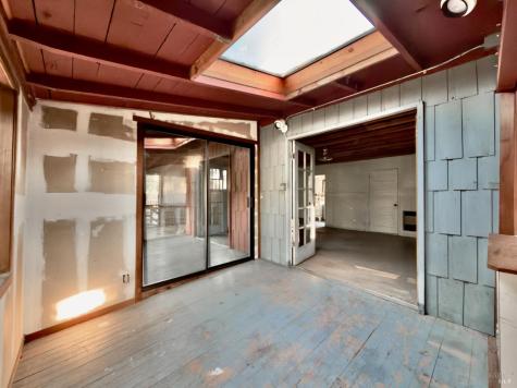 2001 Redwood Drive Healdsburg CA 95448