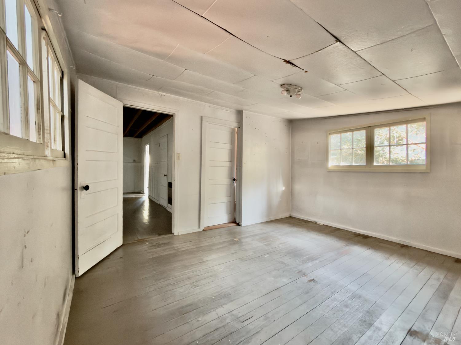 2001 Redwood Drive Healdsburg CA 95448