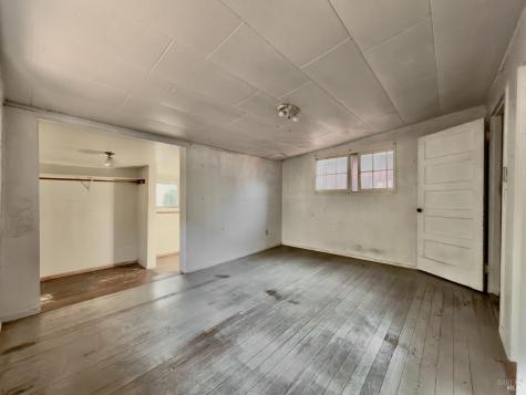 2001 Redwood Drive Healdsburg CA 95448