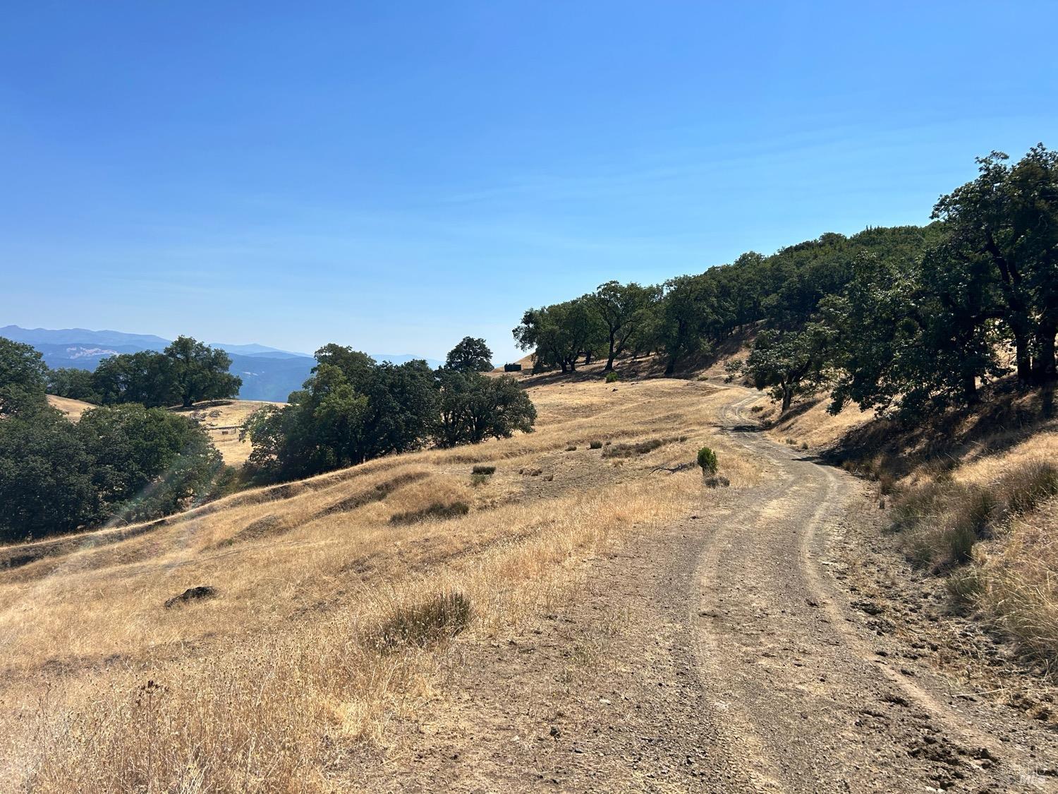 74250 Island Mountain Road Piercy CA 95587