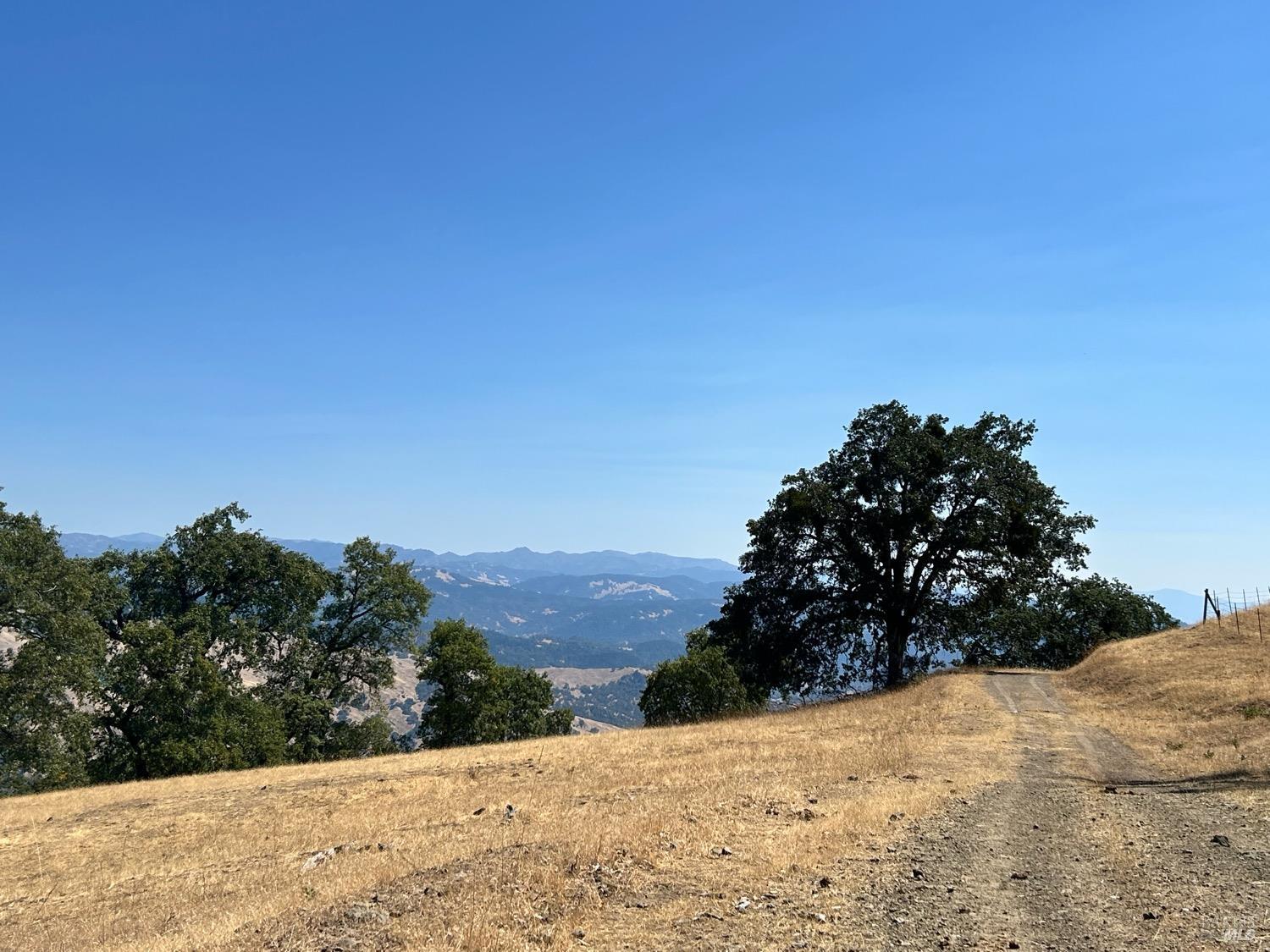 74250 Island Mountain Road Piercy CA 95587
