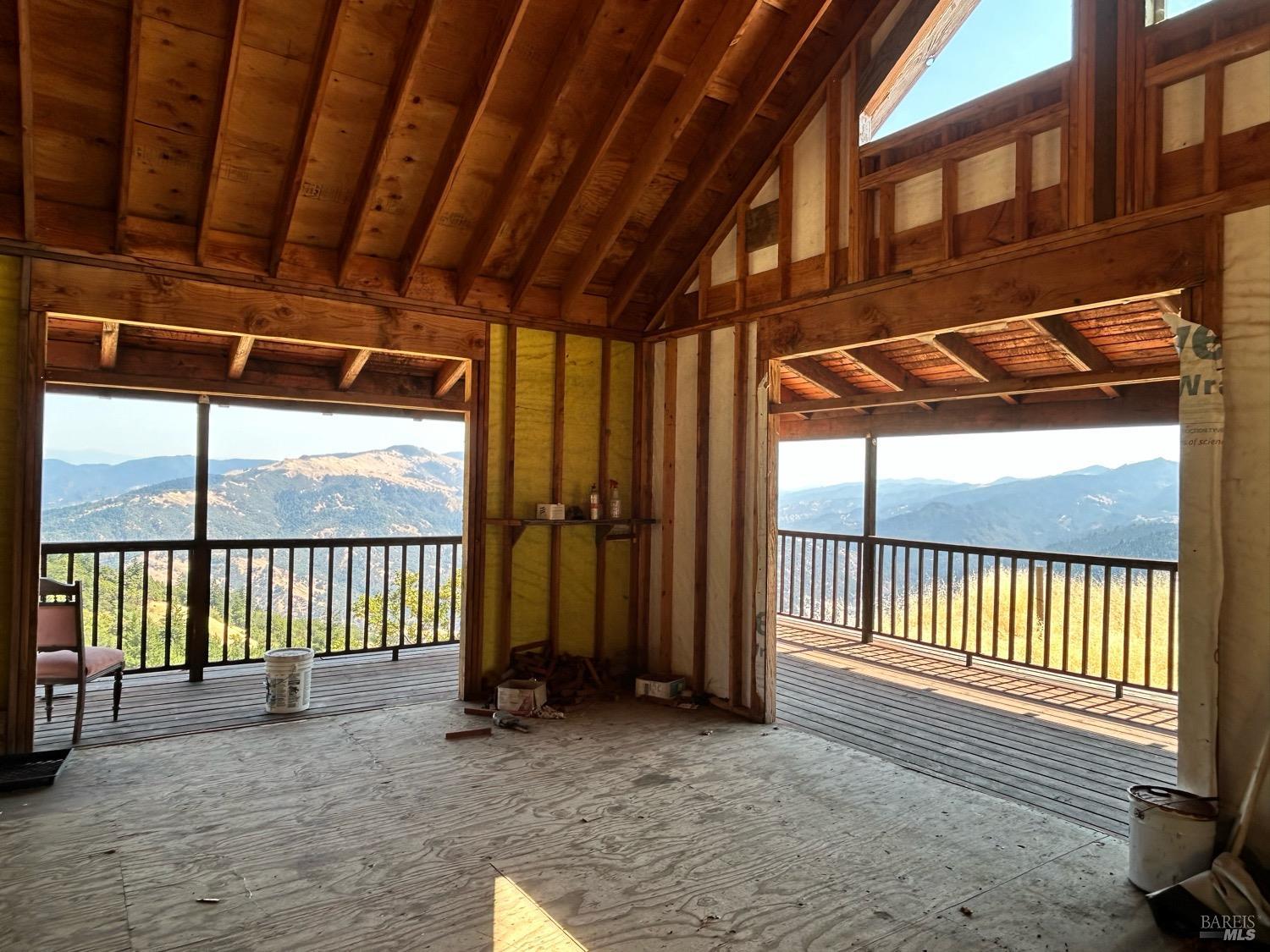 74250 Island Mountain Road Piercy CA 95587