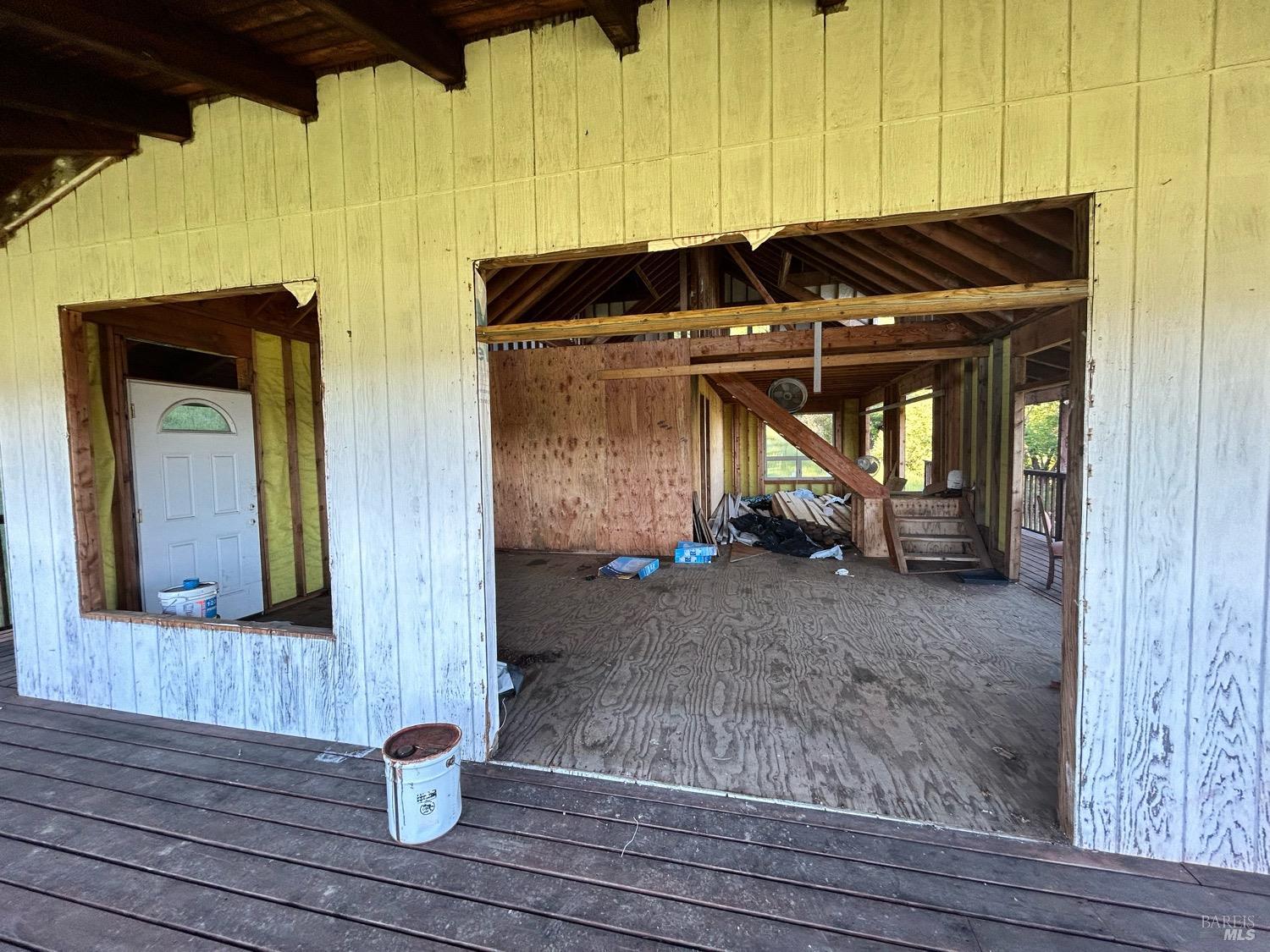 74250 Island Mountain Road Piercy CA 95587