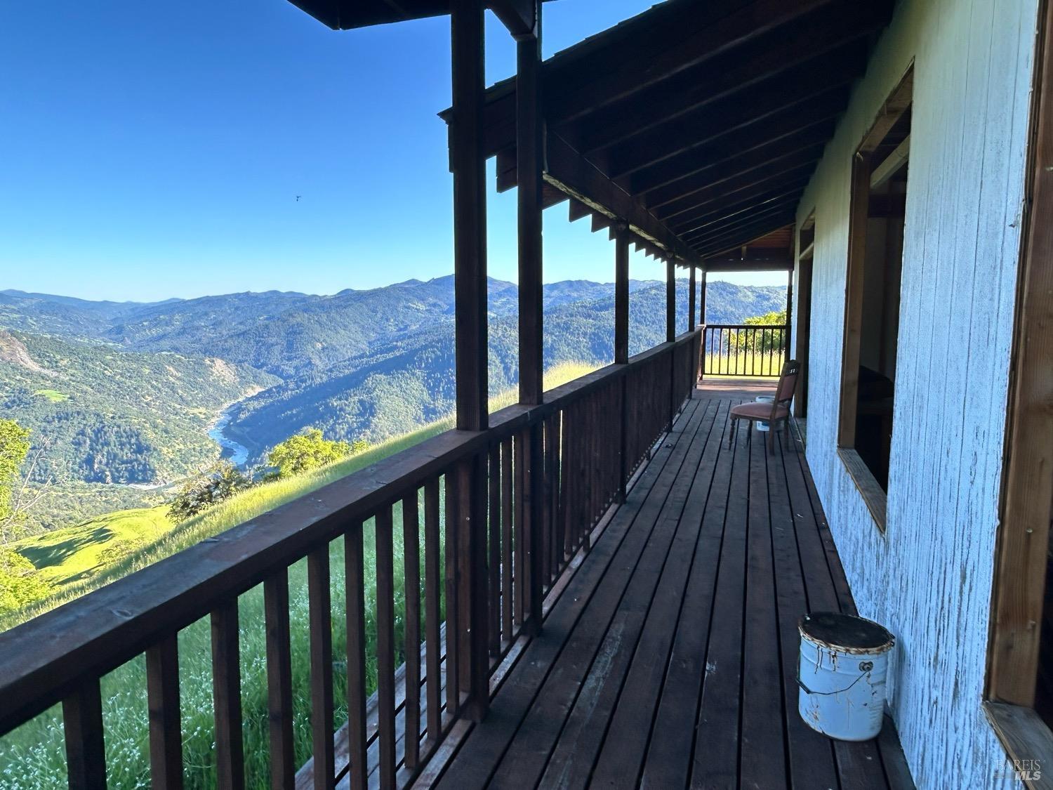 74250 Island Mountain Road Piercy CA 95587