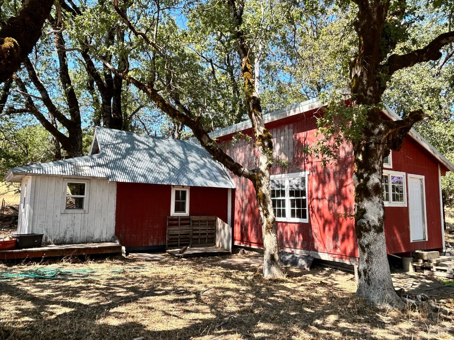 74250 Island Mountain Road Piercy CA 95587
