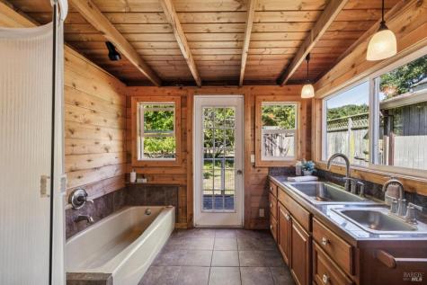 5 Lauff Ranch Road Bolinas CA 94924
