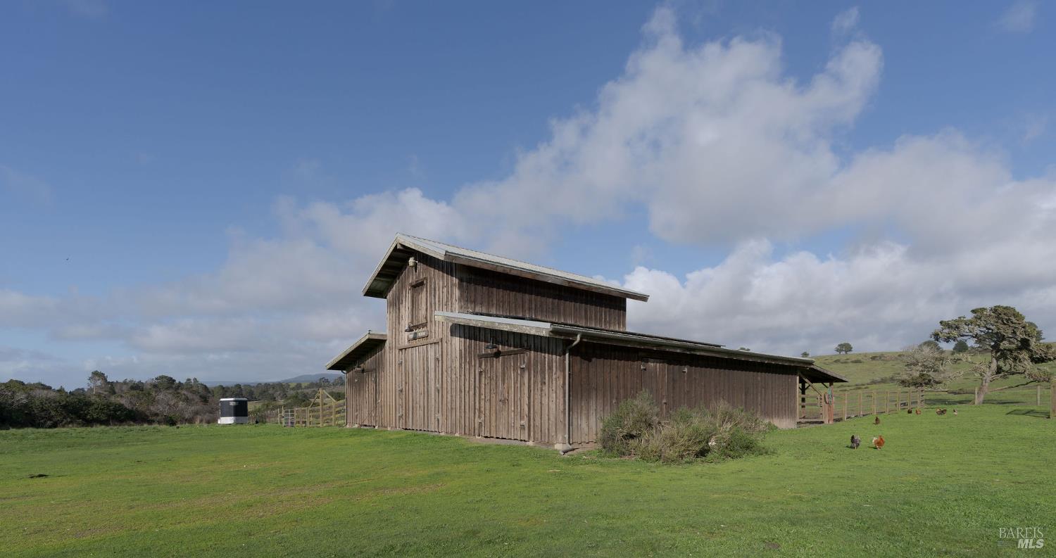 43700 Mountain View Road Manchester CA 95459