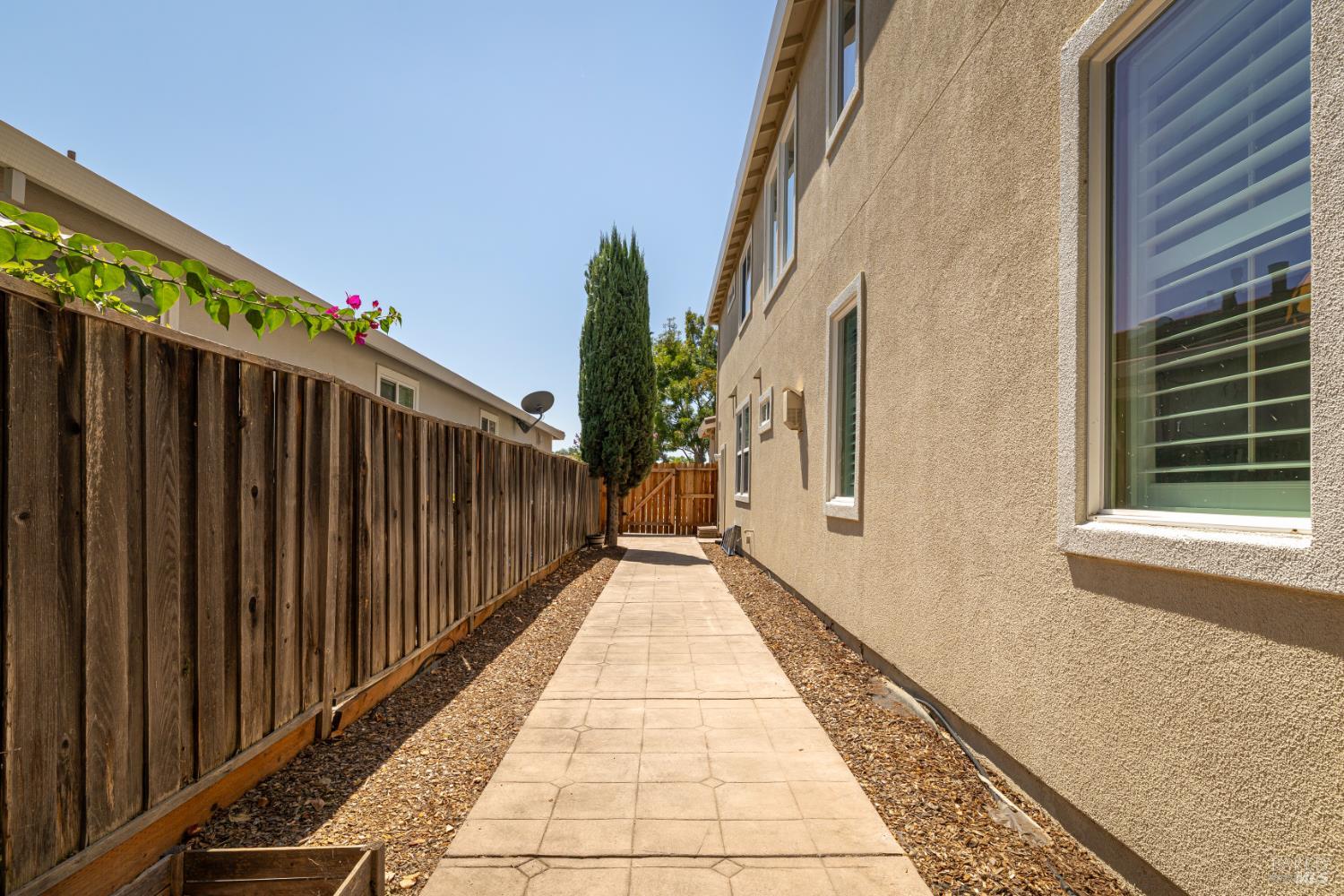 1067 N Station Drive Vacaville CA 95688
