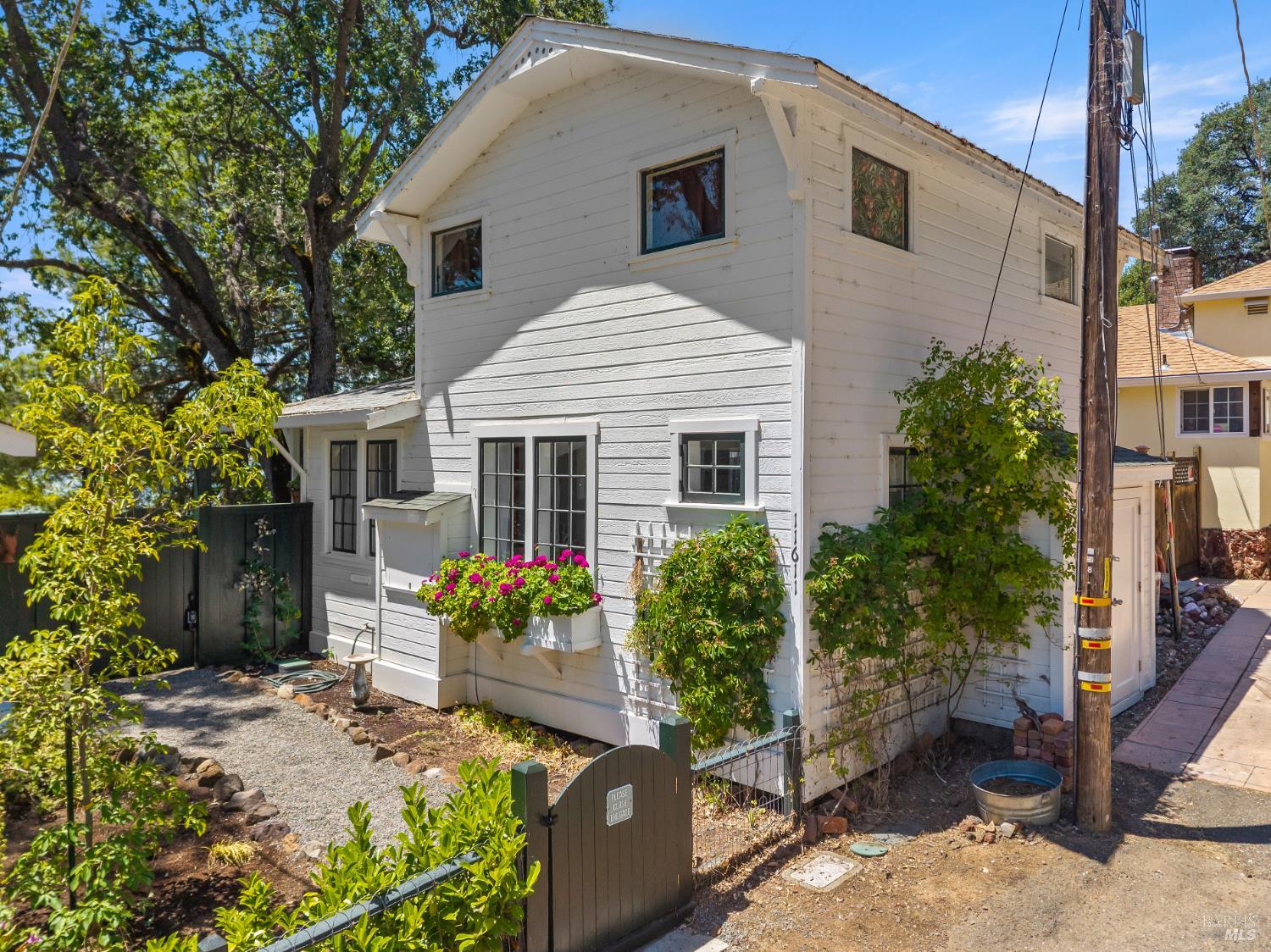 11611 Garden Court Clearlake Oaks CA 95423