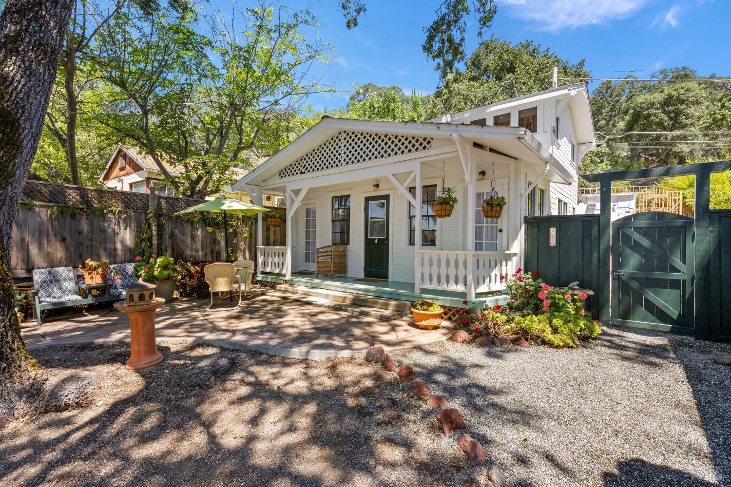 11611 Garden Court Clearlake Oaks CA 95423