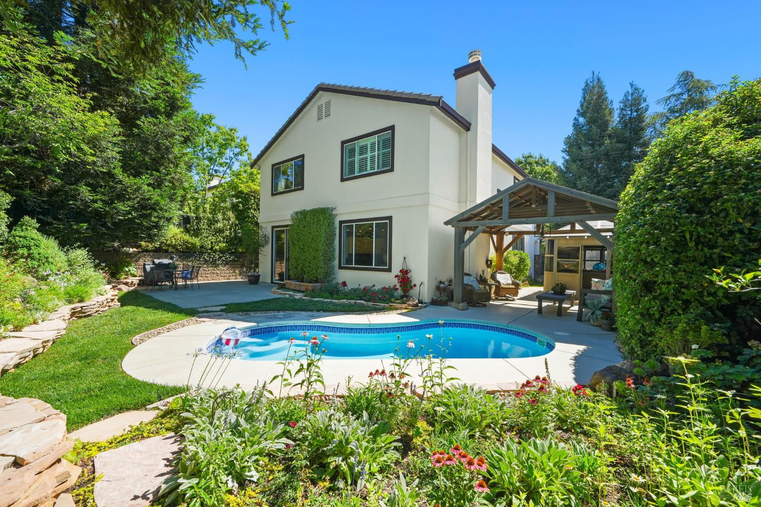 1056 Woodcrest Court Vacaville CA 95688
