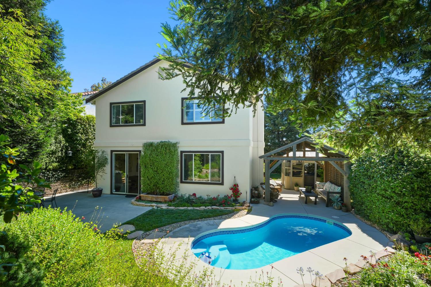 1056 Woodcrest Court Vacaville CA 95688