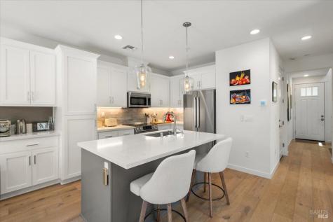 48 Riverbend Lane Petaluma CA 94952