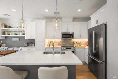 48 Riverbend Lane Petaluma CA 94952
