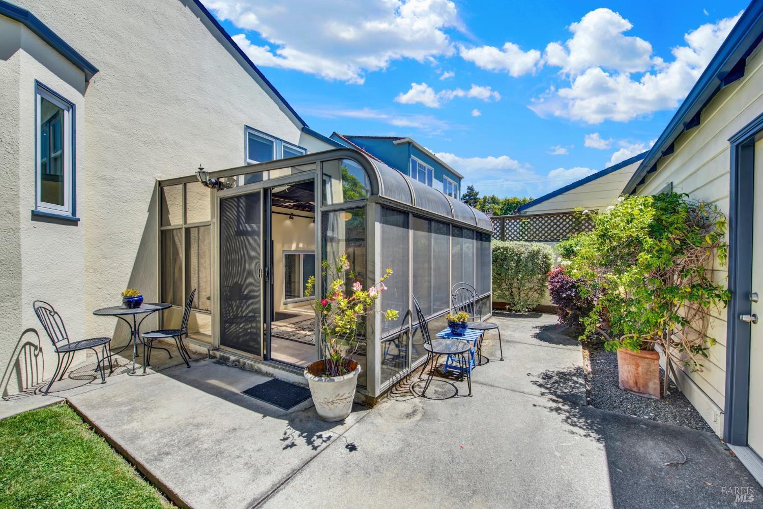 2514 Otis Drive Alameda CA 94501