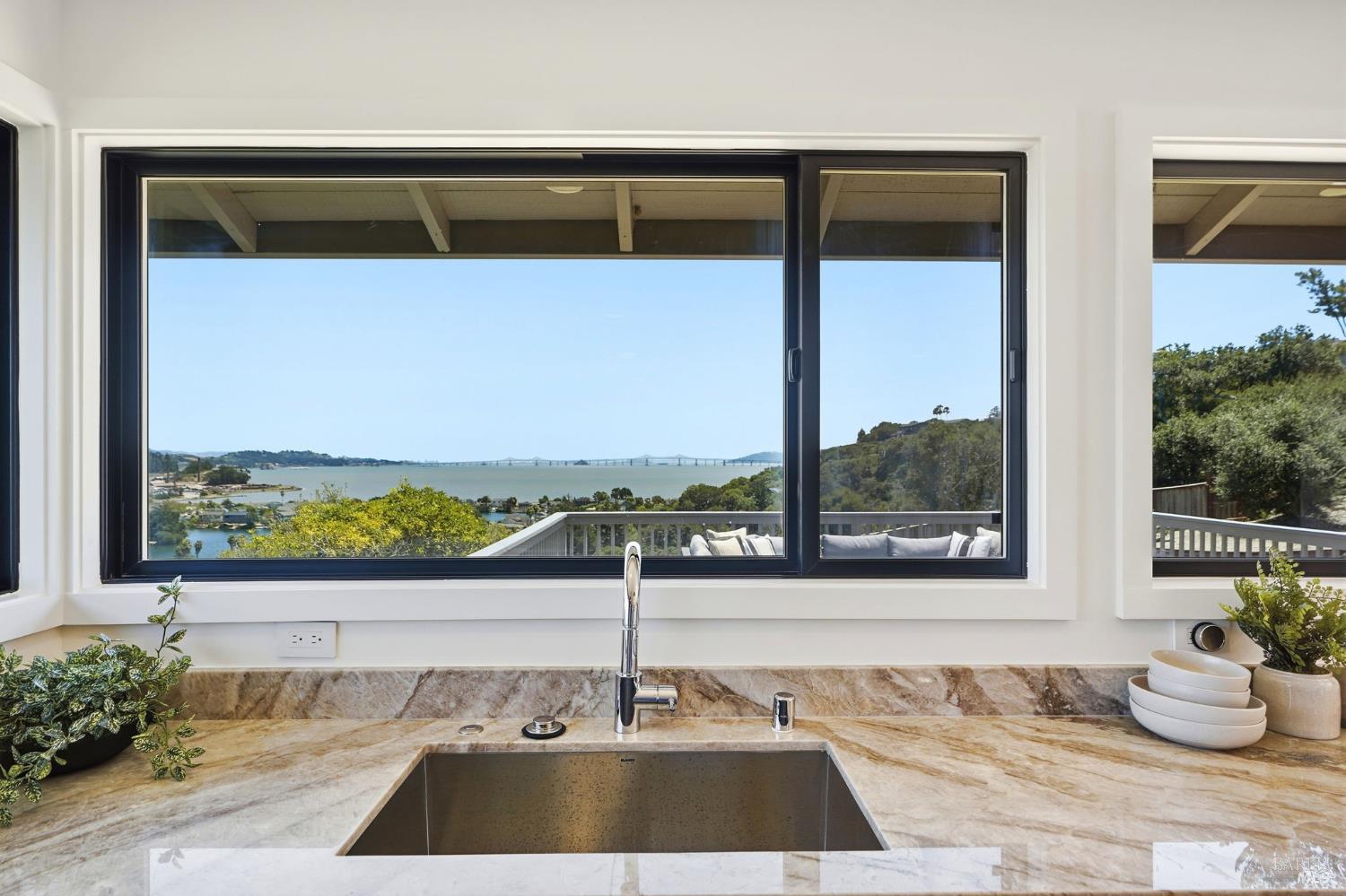 51 Mcnear Drive San Rafael CA 94901