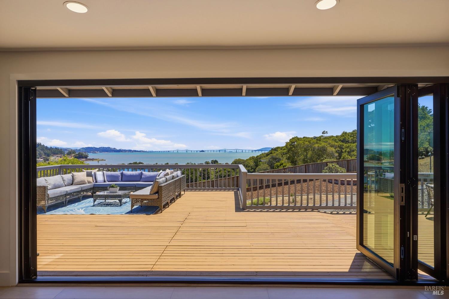 51 Mcnear Drive San Rafael CA 94901
