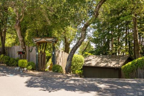 70 Hazel Avenue Larkspur CA 94939