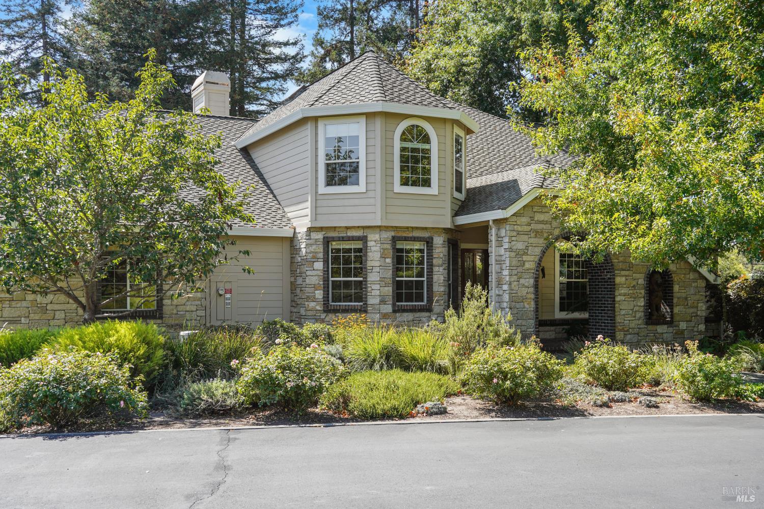 51 Boylan Lane Sebastopol CA 95472