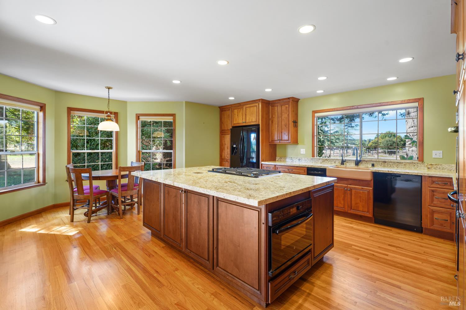 51 Boylan Lane Sebastopol CA 95472