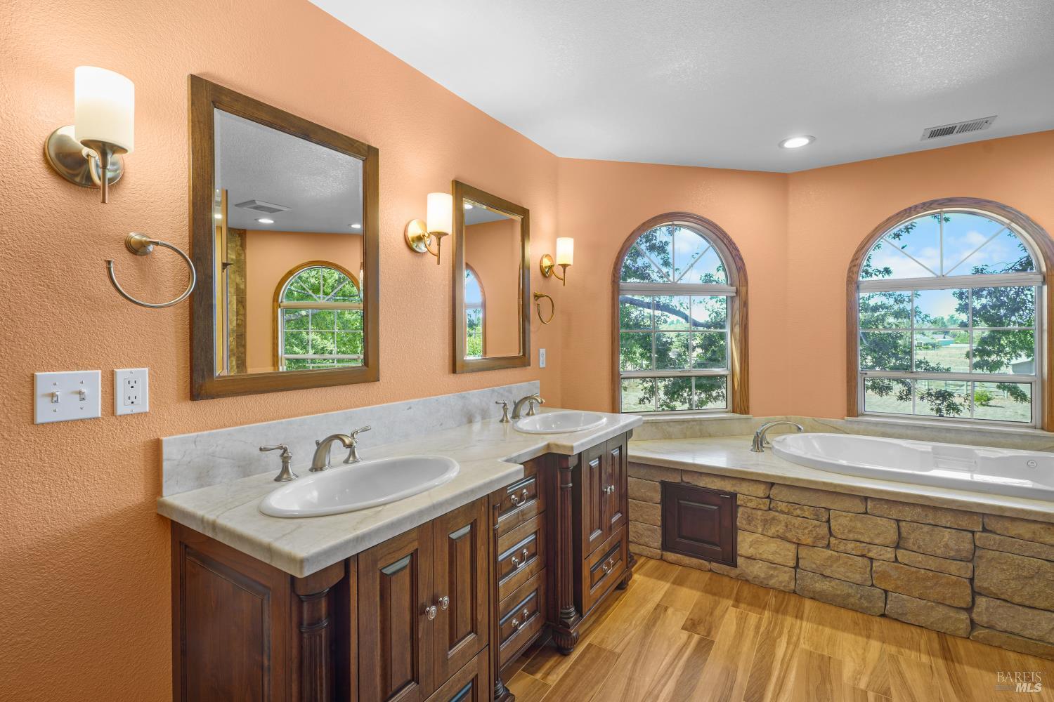 51 Boylan Lane Sebastopol CA 95472