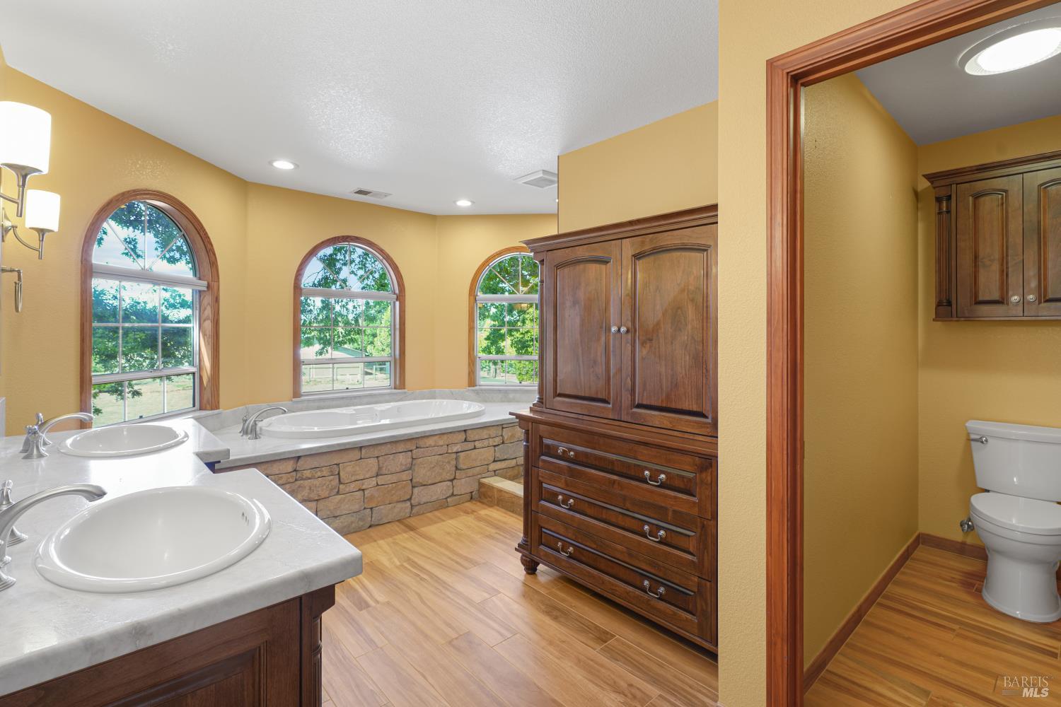 51 Boylan Lane Sebastopol CA 95472