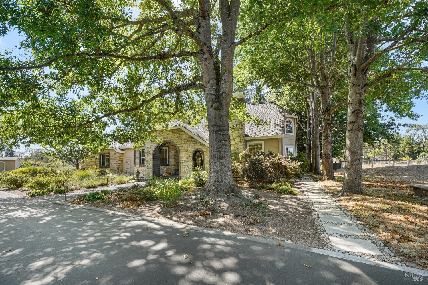 51 Boylan Lane Sebastopol CA 95472