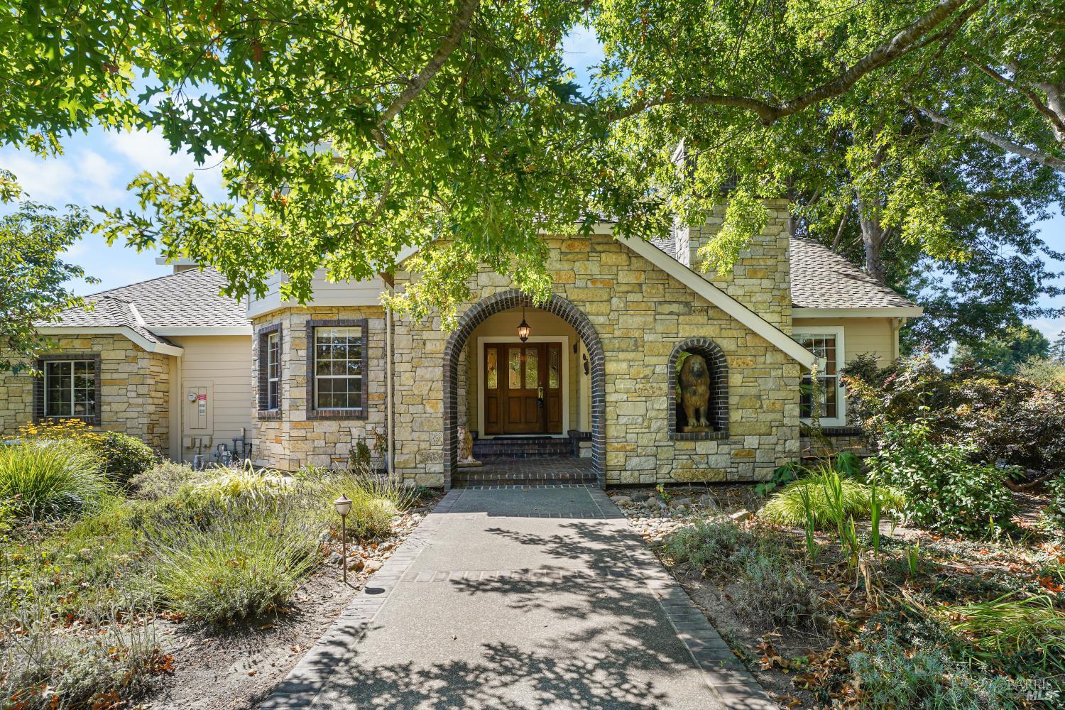 51 Boylan Lane Sebastopol CA 95472