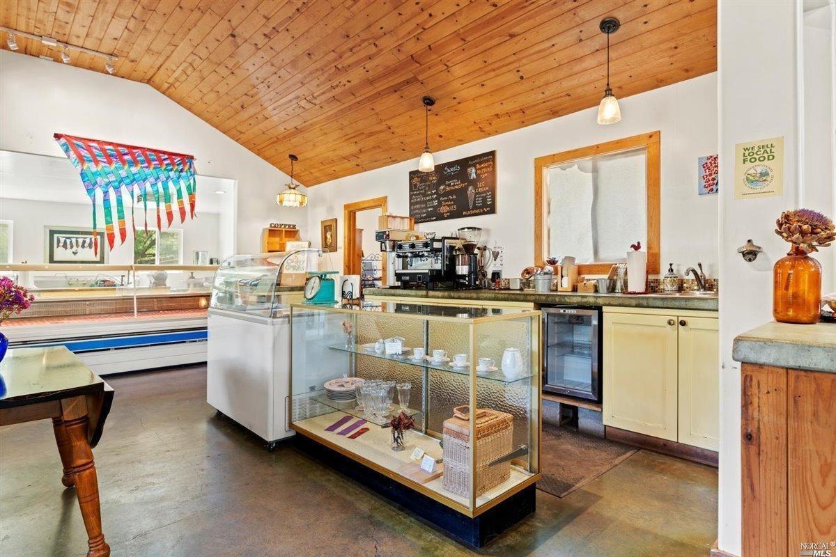 26651 Highway 128 Yorkville CA 95494