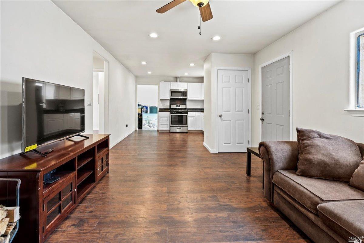 26651 Highway 128 Yorkville CA 95494