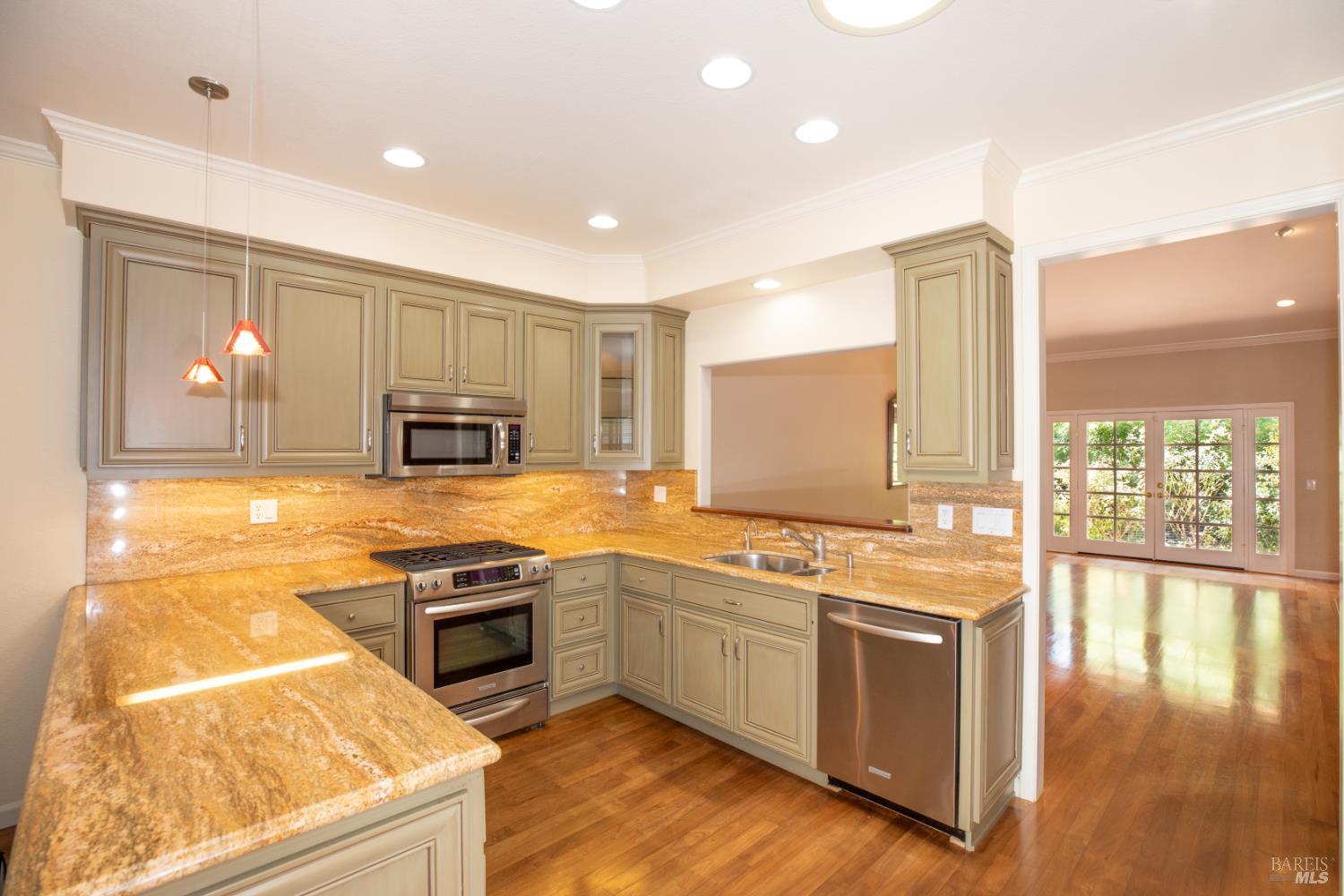 154 White Oak Drive Santa Rosa CA 95409