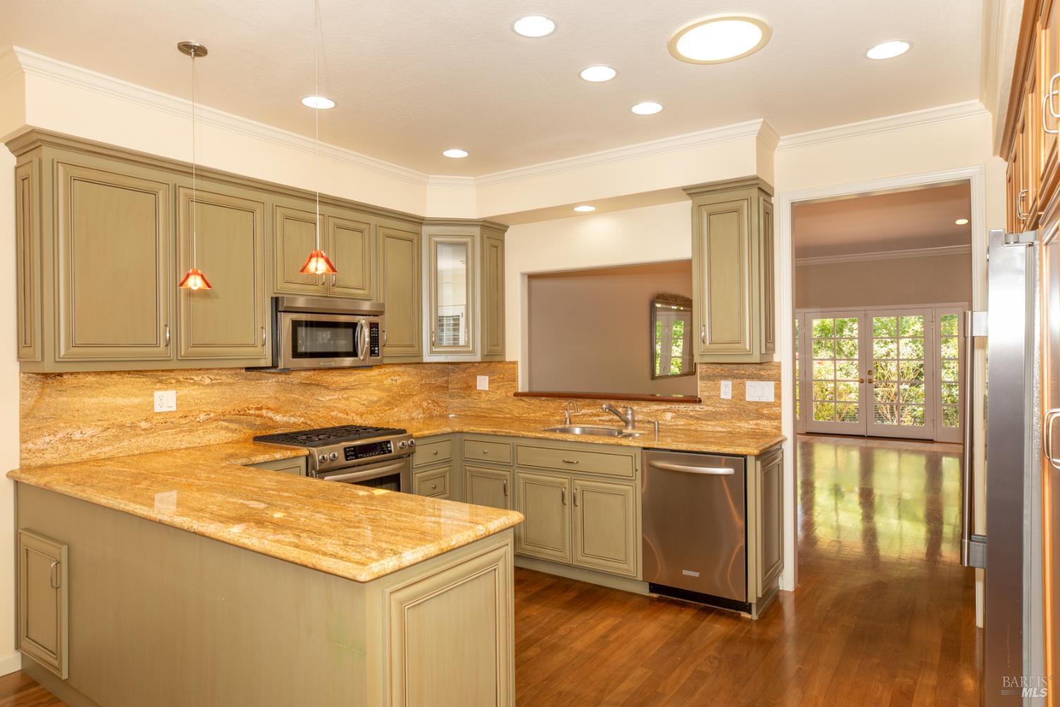 154 White Oak Drive Santa Rosa CA 95409