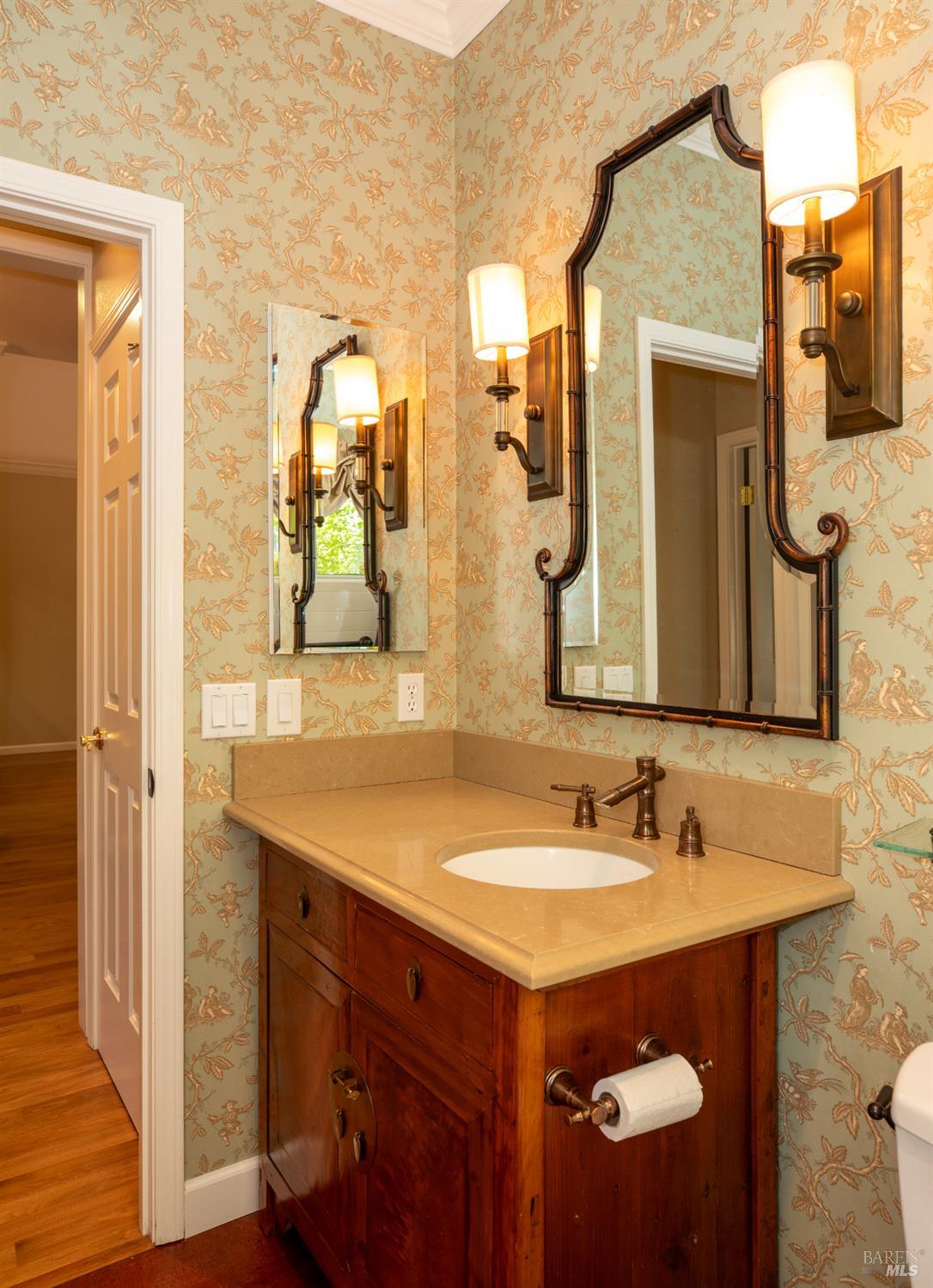 154 White Oak Drive Santa Rosa CA 95409