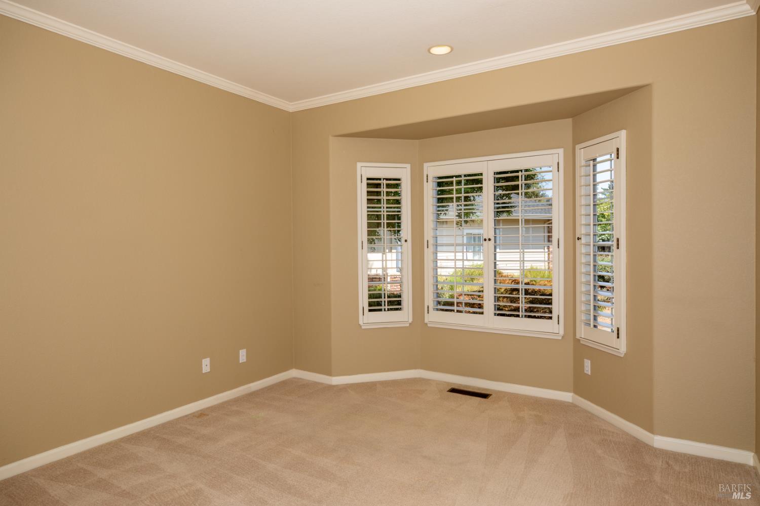 154 White Oak Drive Santa Rosa CA 95409