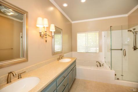 154 White Oak Drive Santa Rosa CA 95409