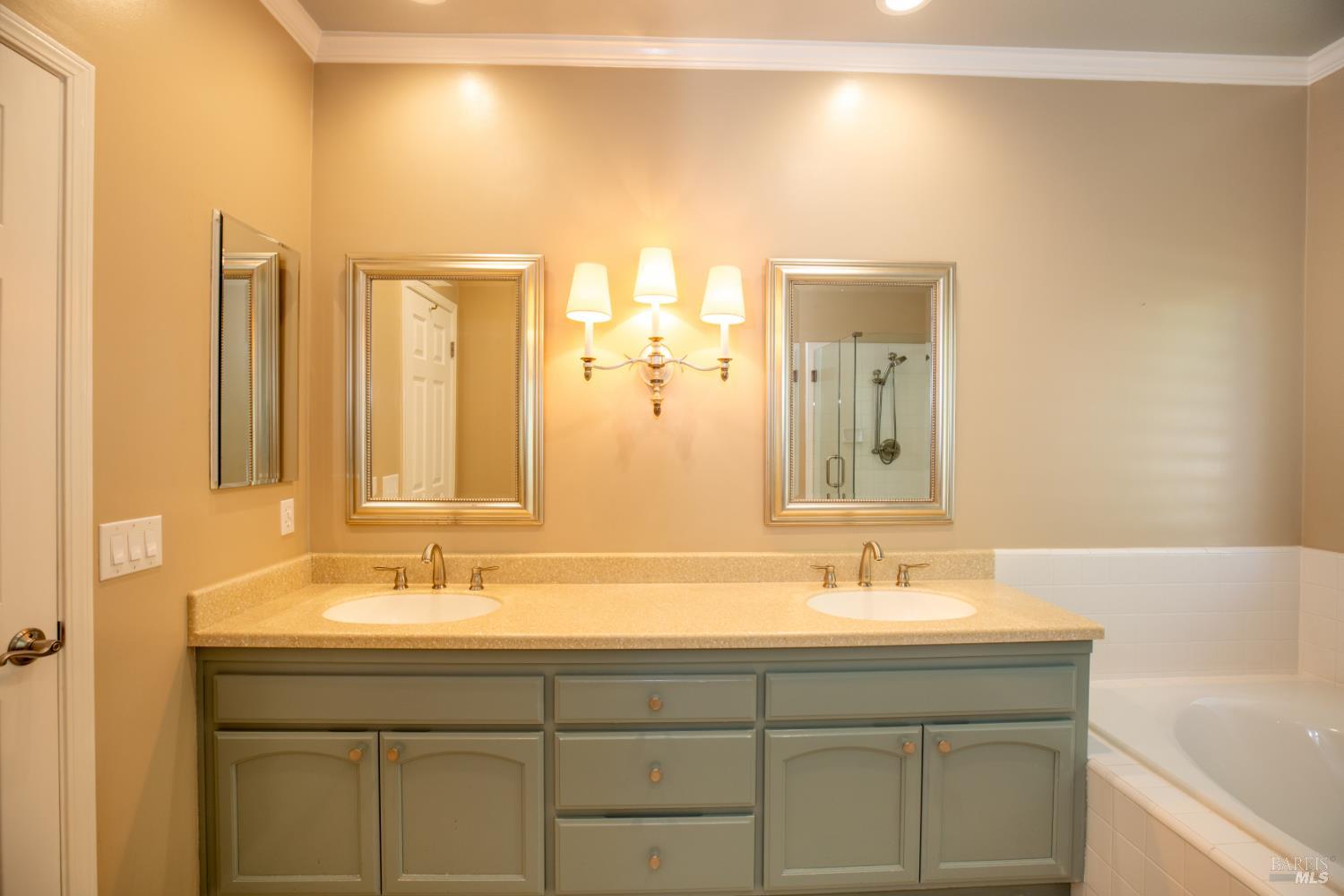 154 White Oak Drive Santa Rosa CA 95409