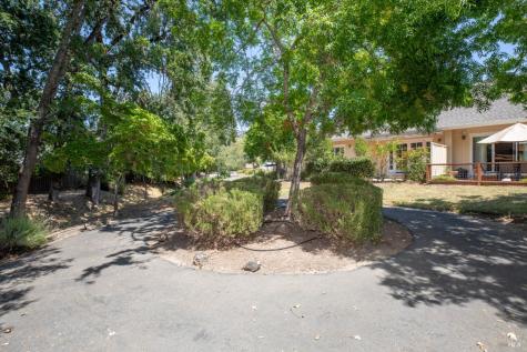154 White Oak Drive Santa Rosa CA 95409