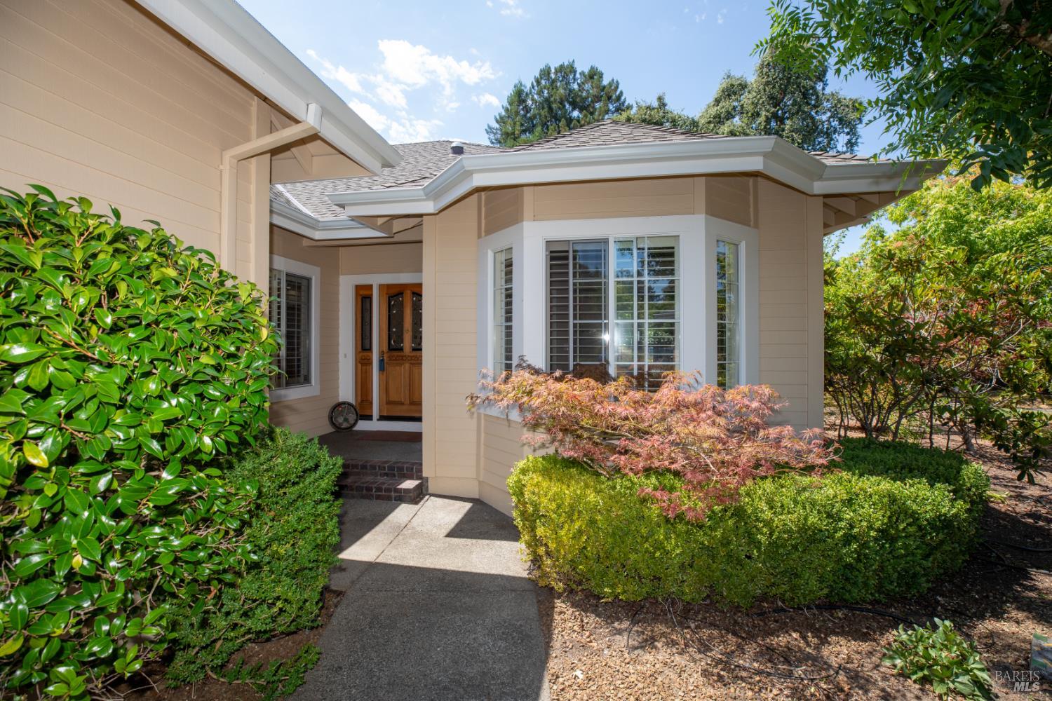 154 White Oak Drive Santa Rosa CA 95409