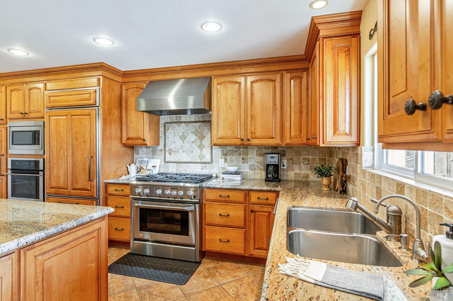 10 San Aleso Court Novato CA 94945