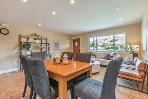 10 San Aleso Court Novato CA 94945