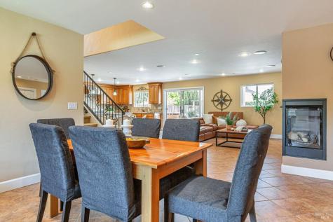 10 San Aleso Court Novato CA 94945