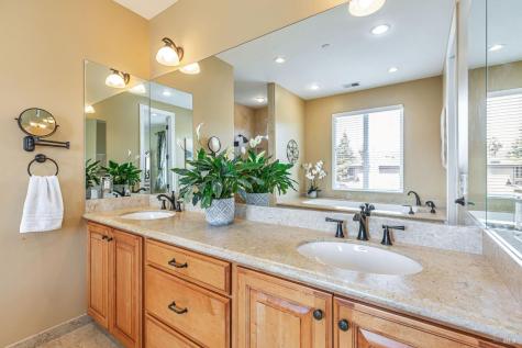 10 San Aleso Court Novato CA 94945