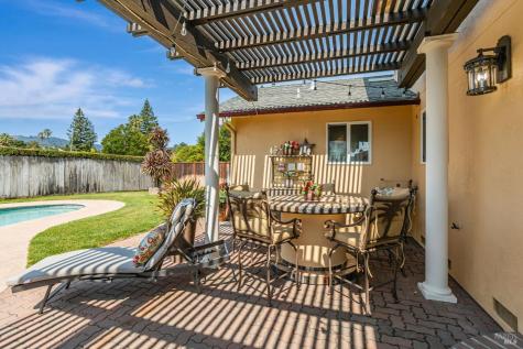 10 San Aleso Court Novato CA 94945