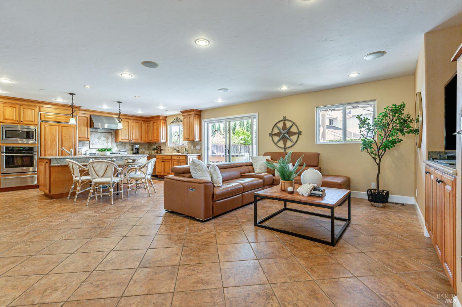 10 San Aleso Court Novato CA 94945