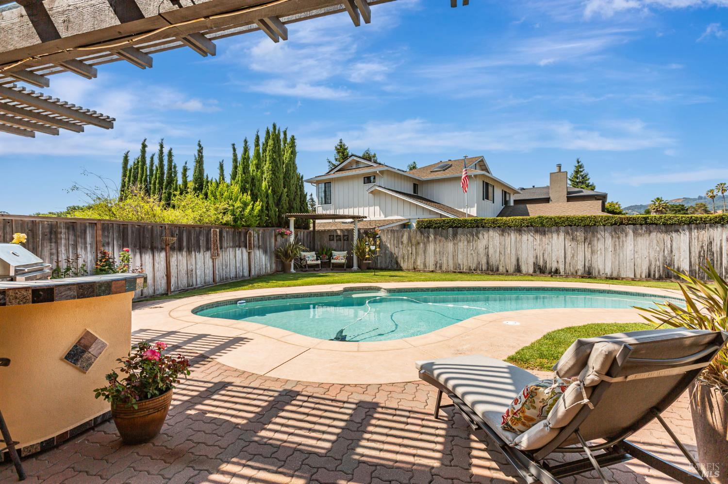 10 San Aleso Court Novato CA 94945