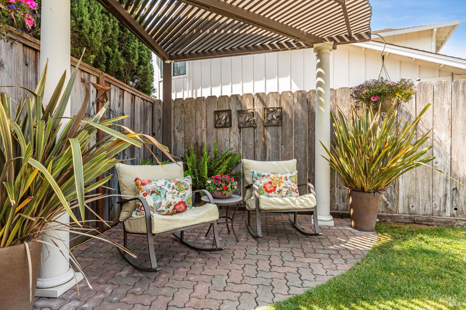 10 San Aleso Court Novato CA 94945