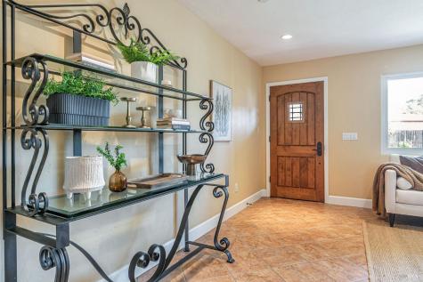 10 San Aleso Court Novato CA 94945