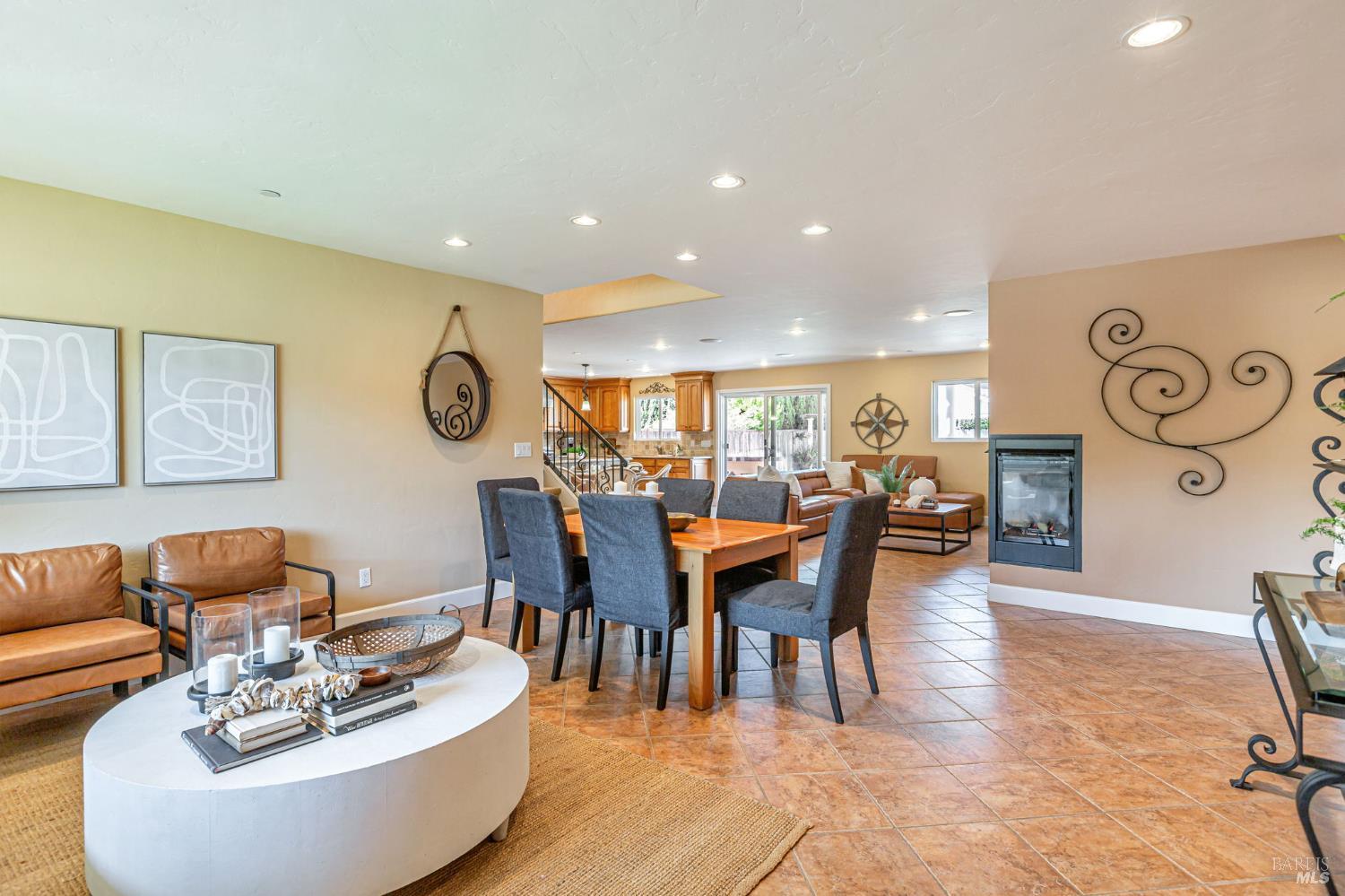 10 San Aleso Court Novato CA 94945